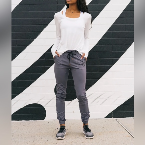 ZYIA Active Dark Gray Peak Zipper Joggers (Long) 31" Large Athleisure - Picture 5 of 14